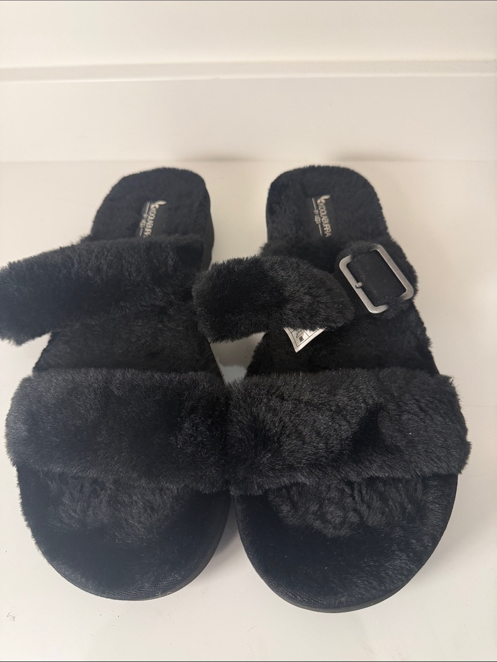 Kookaburra by UGG Black Faux Fur Slide Sandals - Size 11